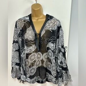 Just Cavalli Black & White Artsy 100% Silk Statement Sleeves Blouse 44 *FLAWS*